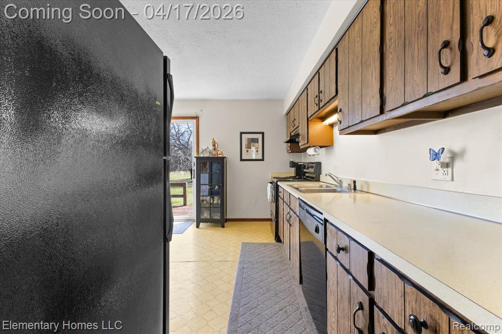 1650 Cove Road, Wales, MI — Photo 21