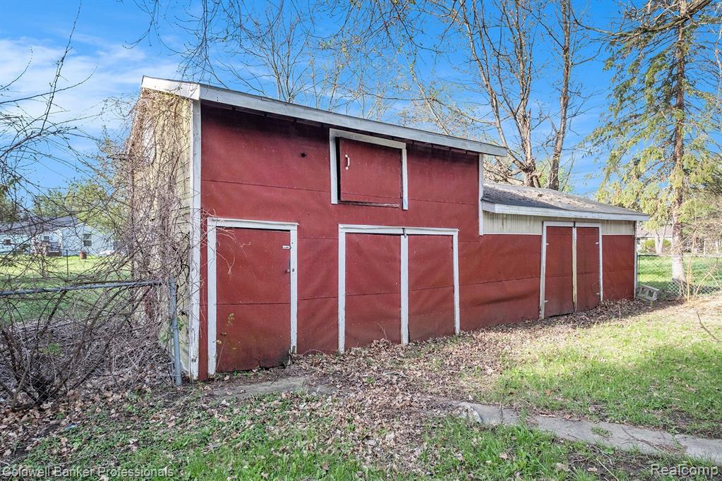6093 PORTER Road, Grand Blanc, MI 48439 — Photo 25