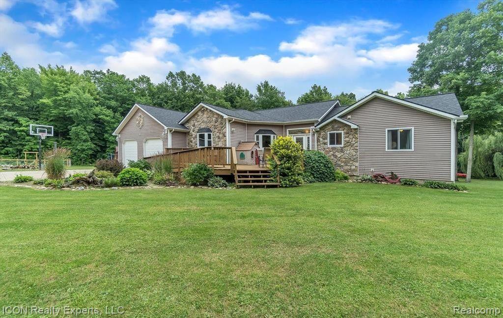 5856 PECK Road, Brown, MI 48416 — Photo 26