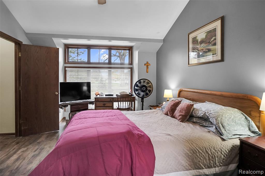 8127 Goldenrod Court, Brighton, MI 48116 — Photo 16