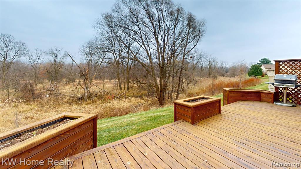 43516 RIVERBEND Boulevard, Clinton Twp, MI 48038 — Photo 12