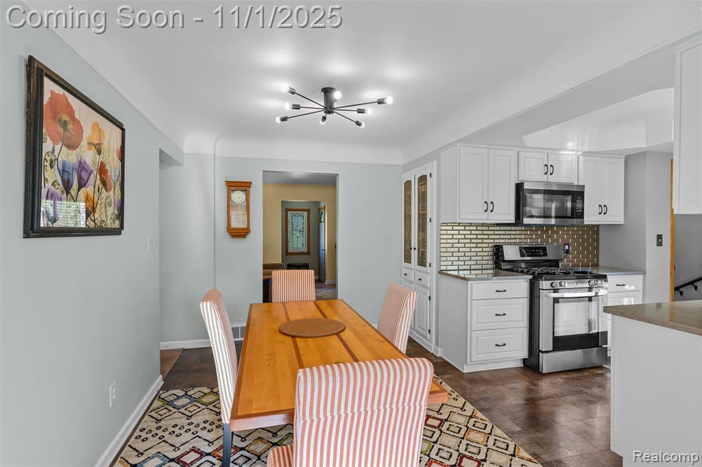 53495 Hillside Drive, Shelby Twp, MI 48316 — Photo 11