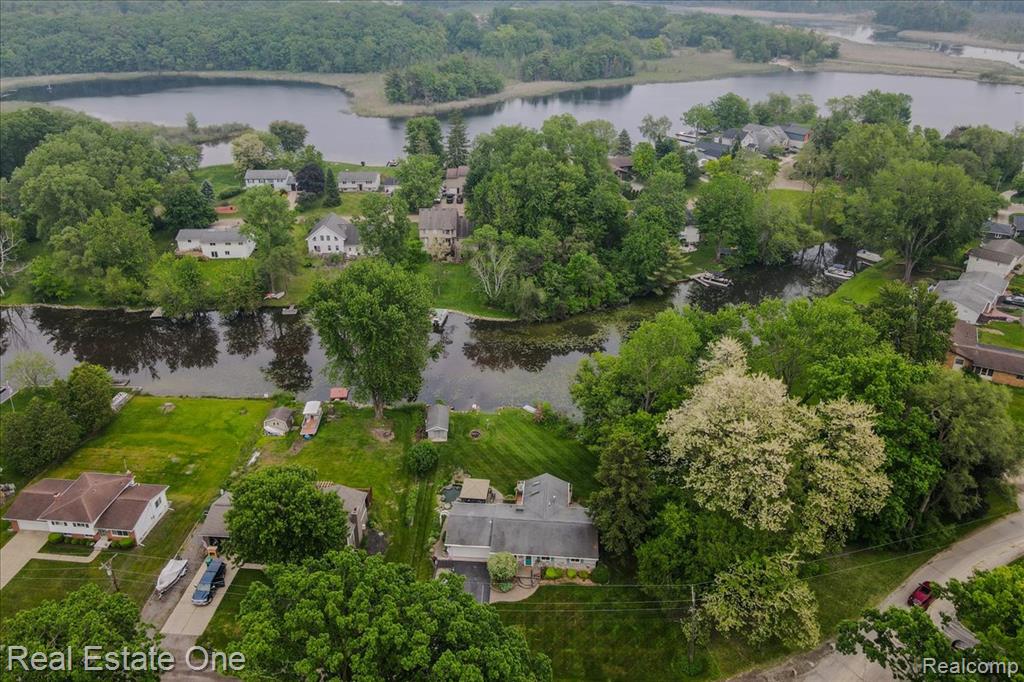 5900 Wellington Drive, Clarkston, MI — Photo 17
