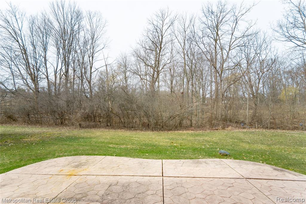6364 Pinecroft Drive, West Bloomfield, MI — Photo 3