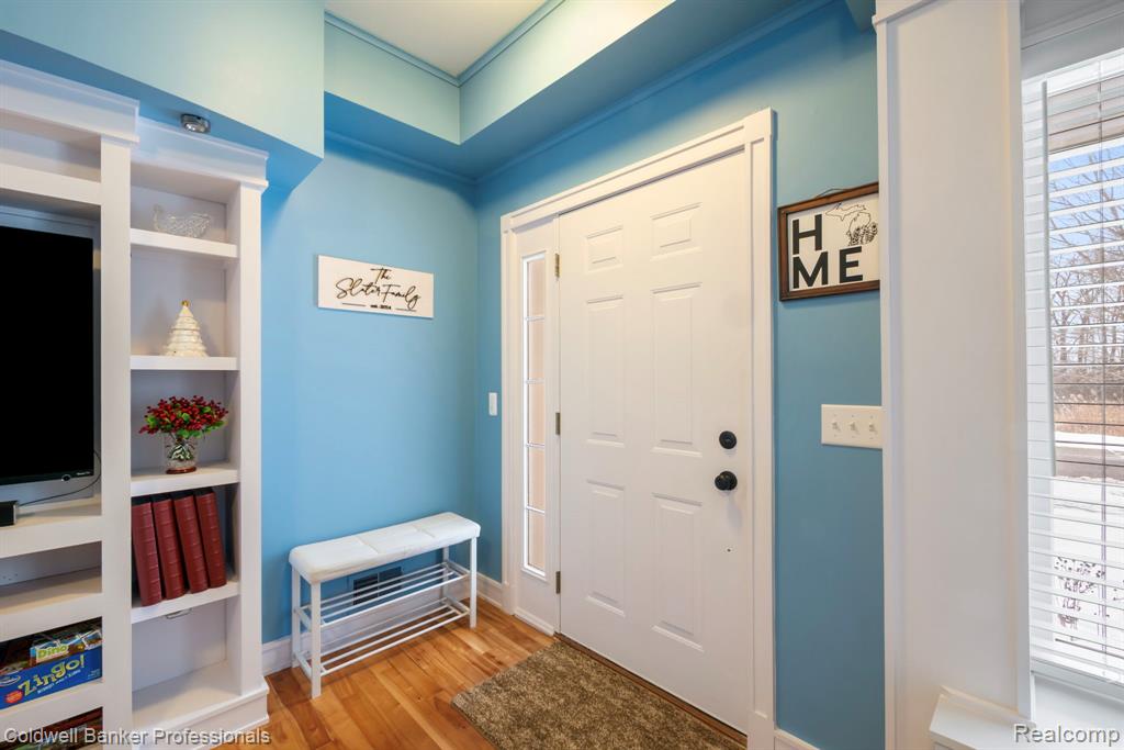 8525 Barrington Drive, Ypsilanti, MI 48198 — Photo 11