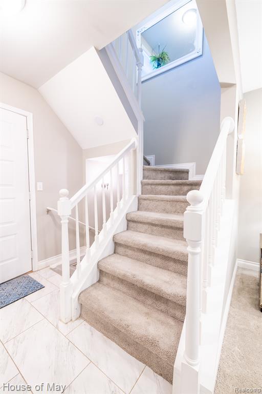 28601 REGENT N, Southfield, MI 48076 — Photo 8