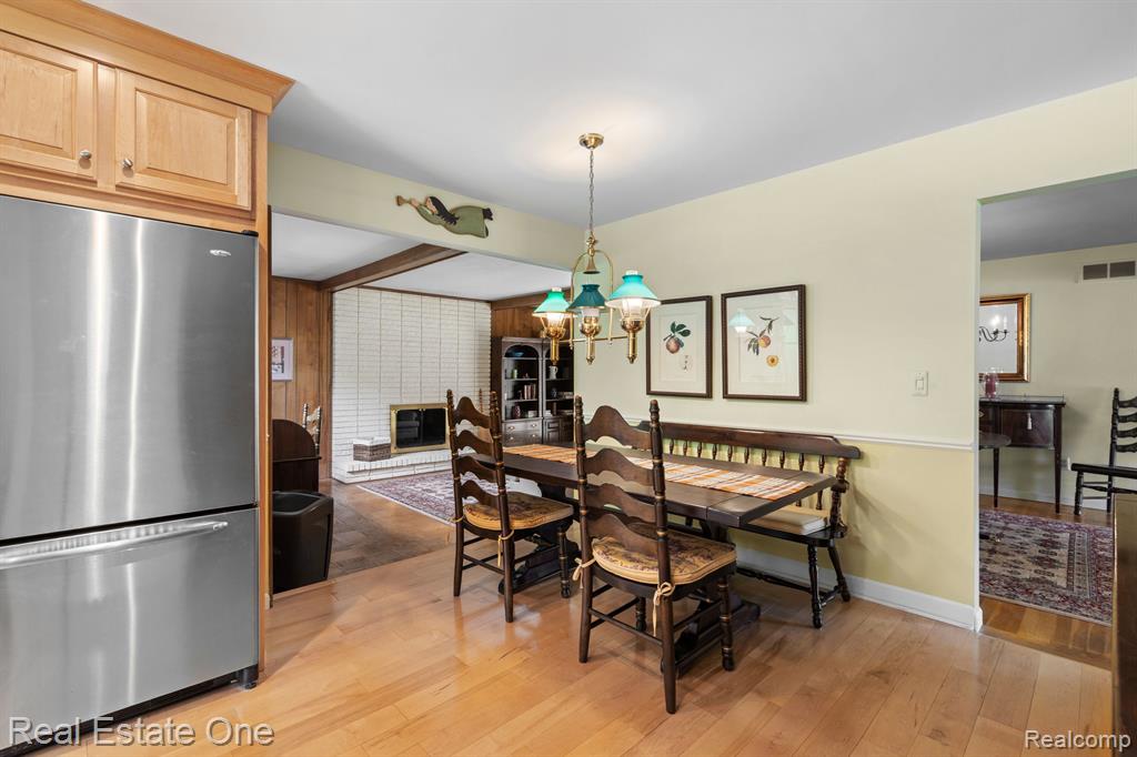 39664 Cadborough Drive, Clinton Twp, MI 48038 — Photo 16