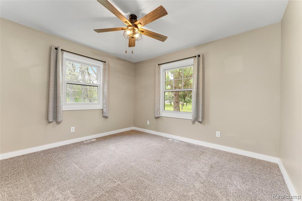 8077 Hunter Road, Bath, MI 48808 — Photo 18