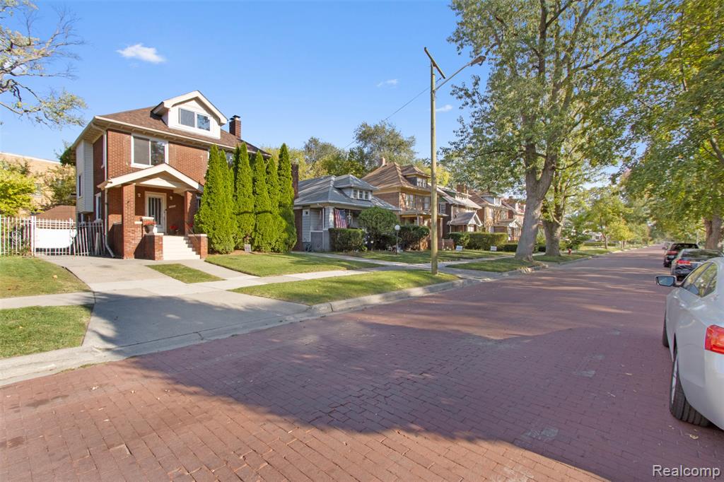 888 Marlborough Street, Detroit, MI 48215 — Photo 2
