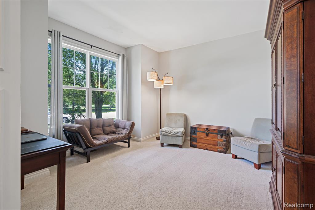 48073 Flatbush Circle, Macomb, MI 48042 — Photo 11
