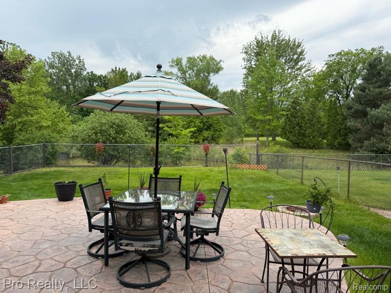 44195 Dartmouth Street, Canton, MI 48188 — Photo 44