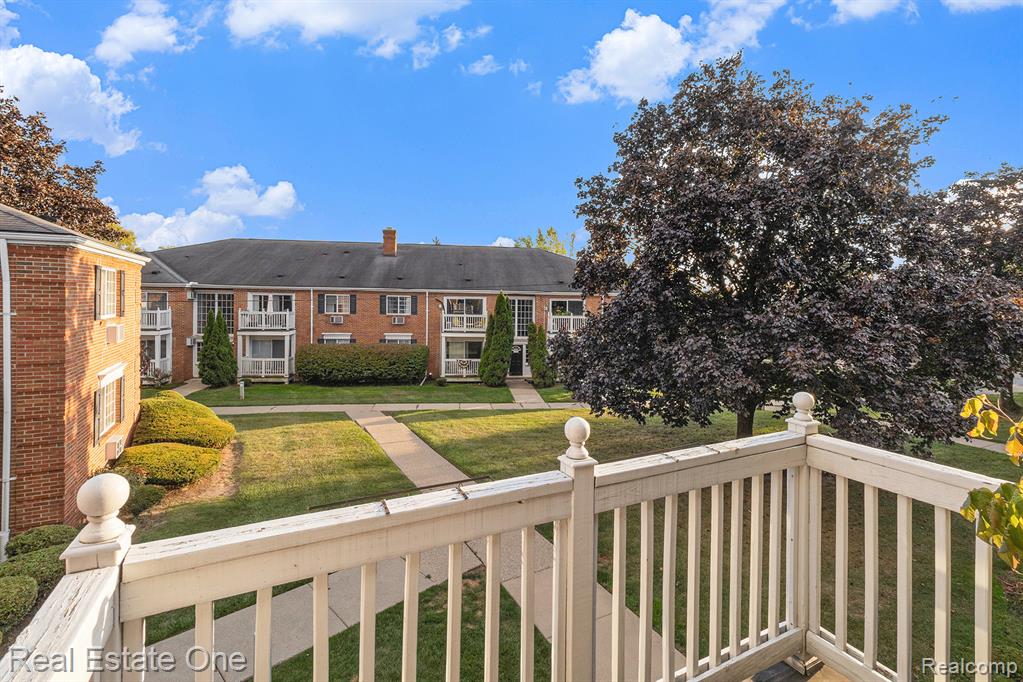 2420 Parmenter Boulevard, Royal Oak, MI, 48073