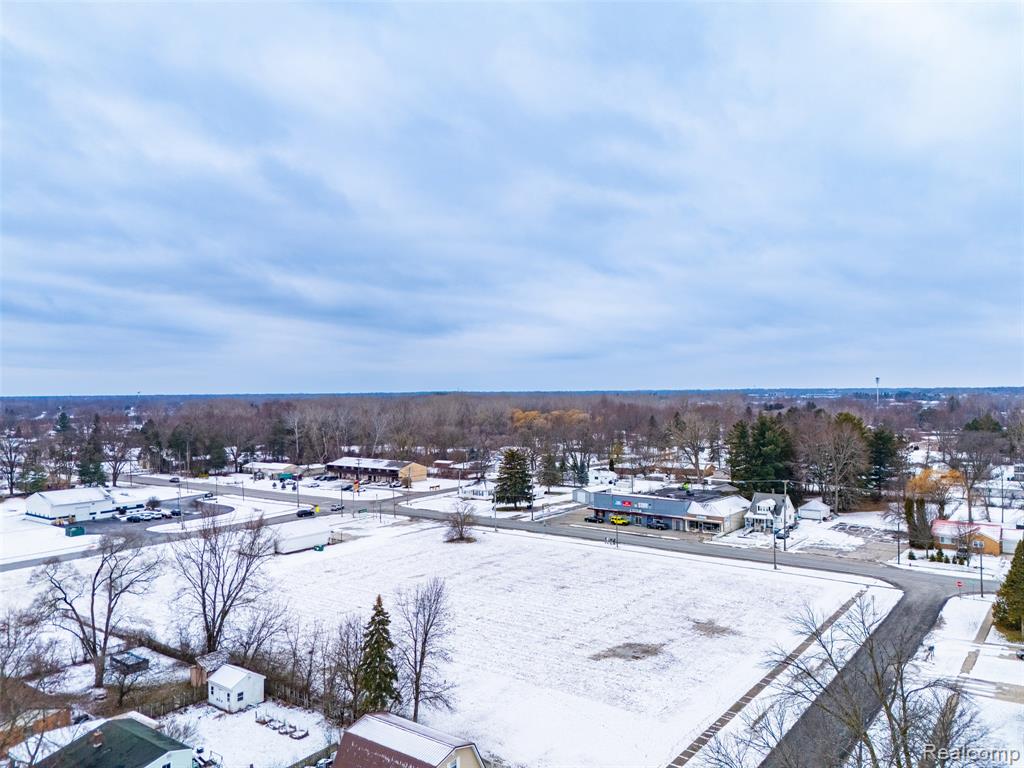 4500 N Michigan Avenue, Saginaw, MI 48604 — Photo 7