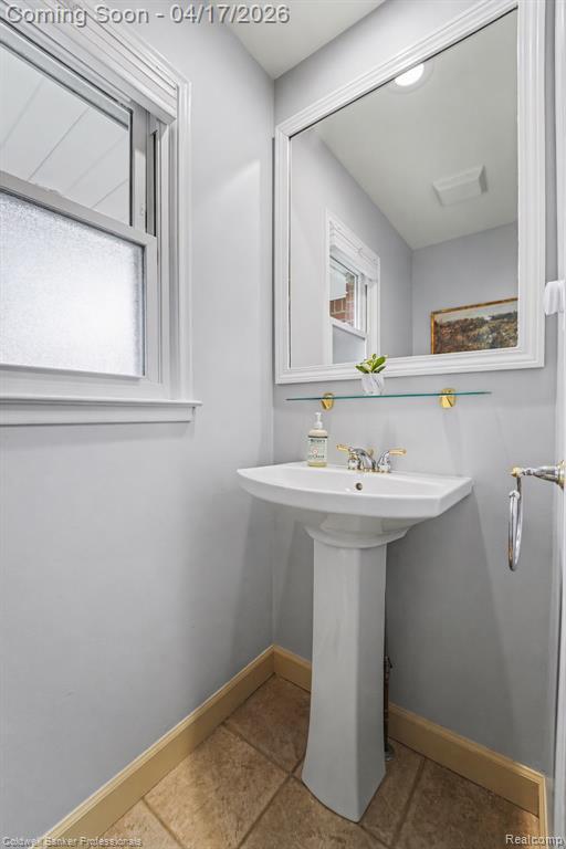717 Sandstone Drive, Rochester Hills, MI 48309 — Photo 26