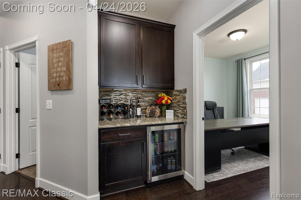 50282 Langley Drive, Novi, MI — Photo 20