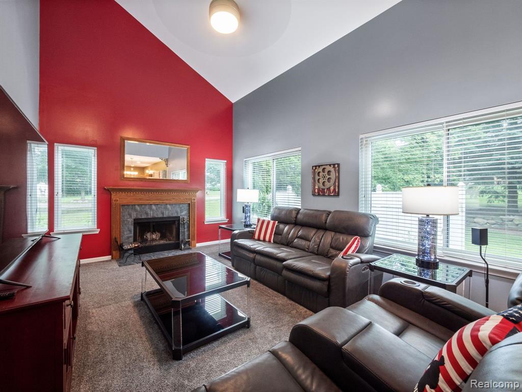 3287 POND RIDGE Drive, Holly, MI 48442 — Photo 11