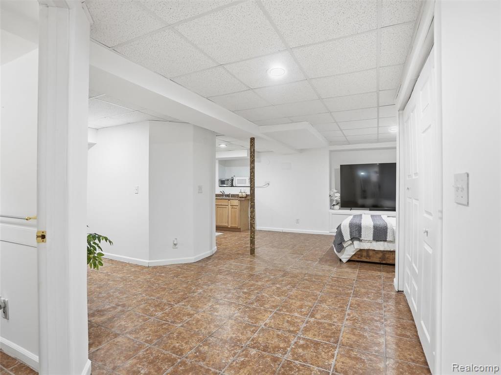 12410 Noonan Court, Utica, MI 48315 — Photo 13