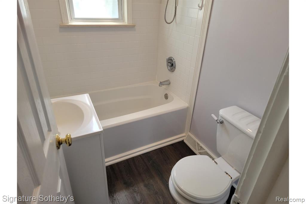 118 Daley Road, Lapeer, MI 48446 — Photo 9