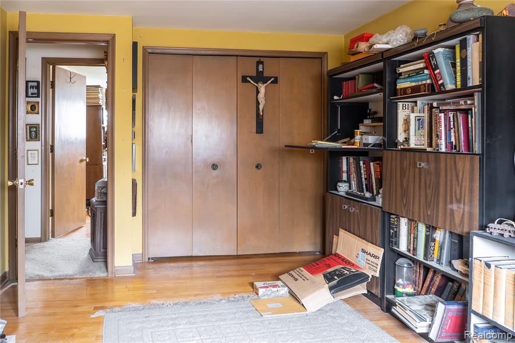 8362 Sunburst, Center Line, MI 48015 — Photo 47