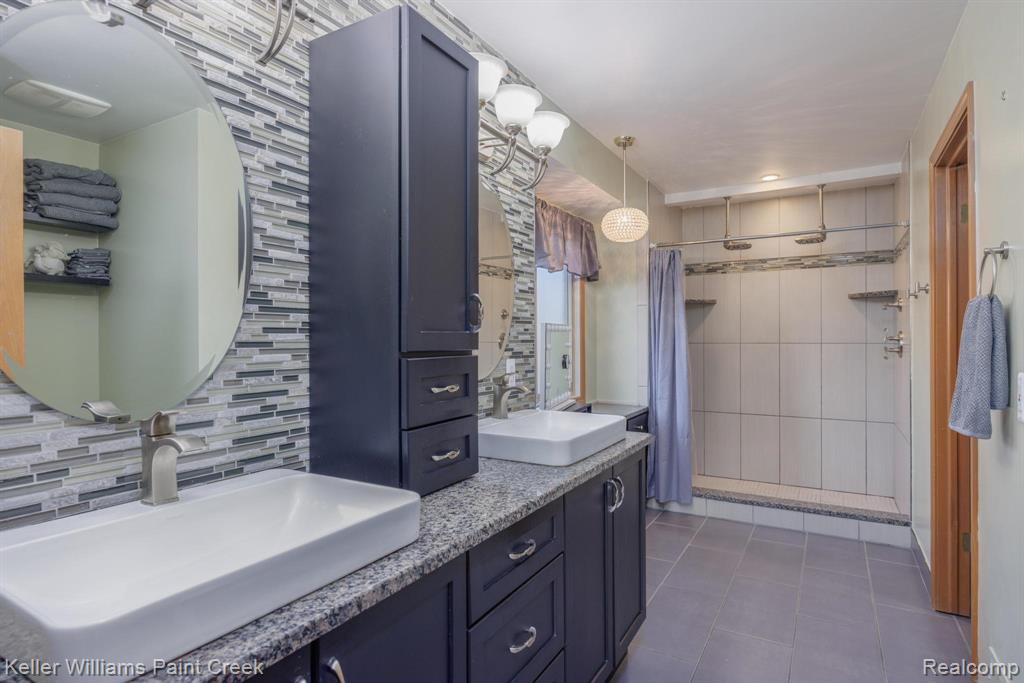 54669 Shady Creek Drive, New Baltimore, MI 48047 — Photo 24