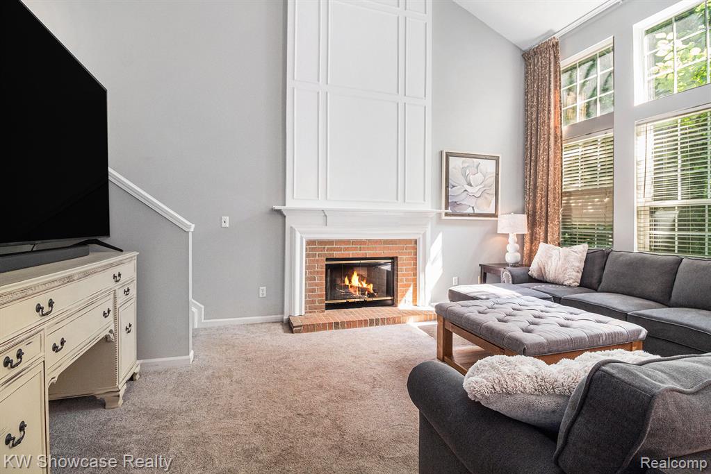 844 Wood Run Court, South Lyon, MI 48178 — Photo 12