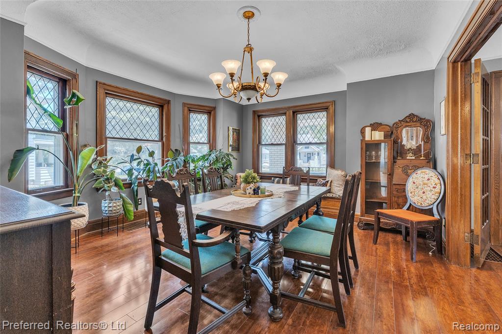 190 Crocker Boulevard, Mount Clemens, MI 48043 — Photo 15