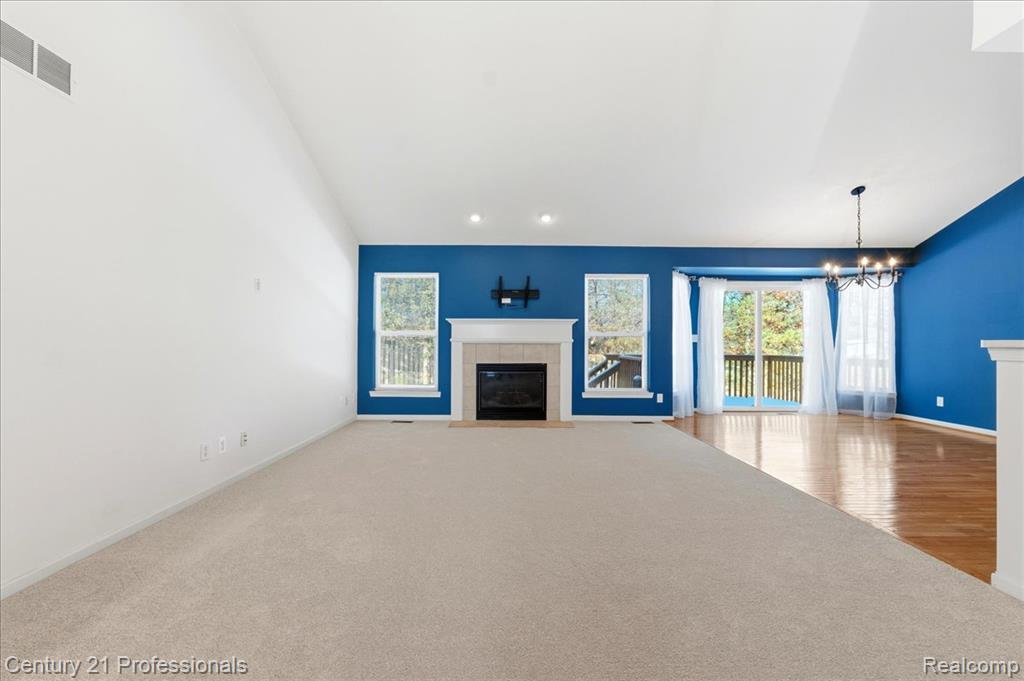 3895 Arbor Drive, Auburn Hills, MI 48326 — Photo 8
