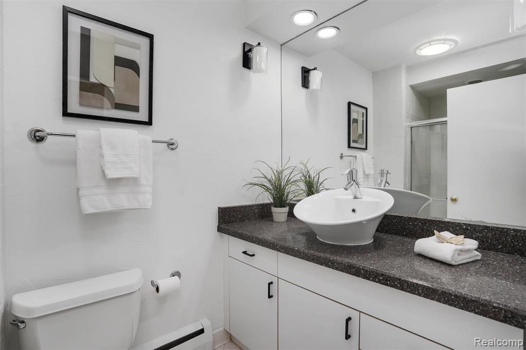 5908 Burnham Road, Bloomfield Hills, MI 48302 — Photo 24