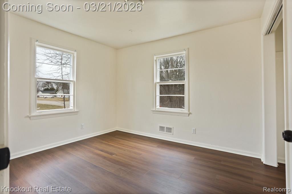 1060 Cross Street, Saginaw, MI 48602 — Photo 19