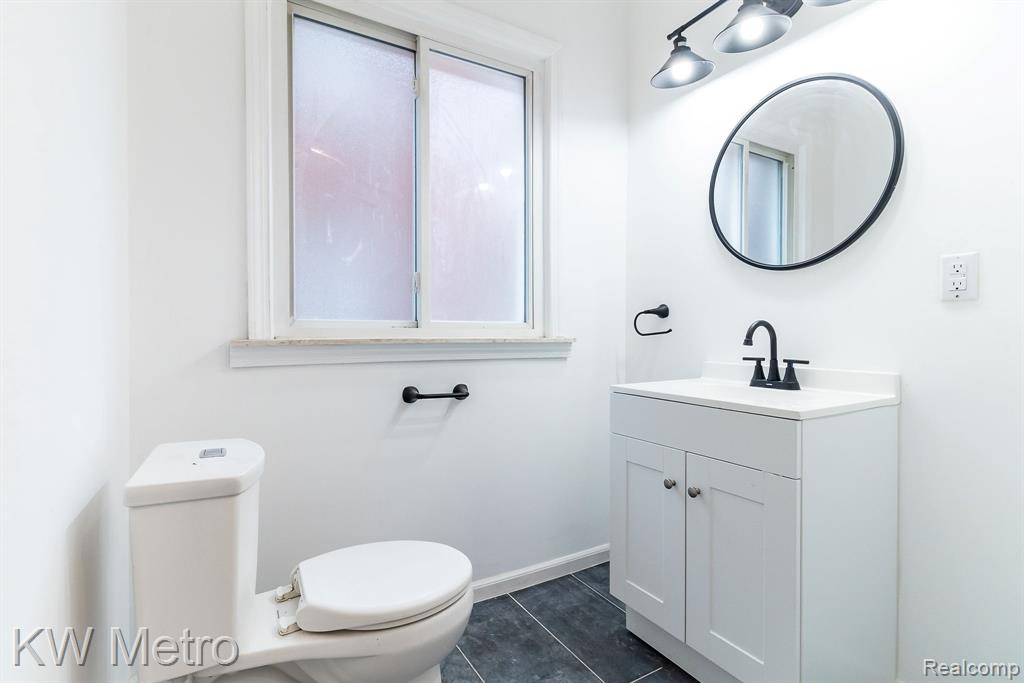 3037 Calvert Street, Detroit, MI 48206 — Photo 13