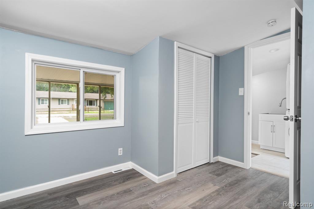 9110 Jay Street, Whitmore Lake, MI 48189 — Photo 23
