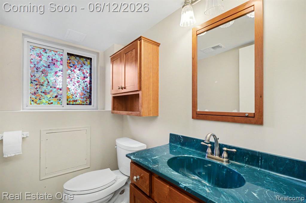 2523 Watonga Drive, Commerce Twp, MI 48382 — Photo 31