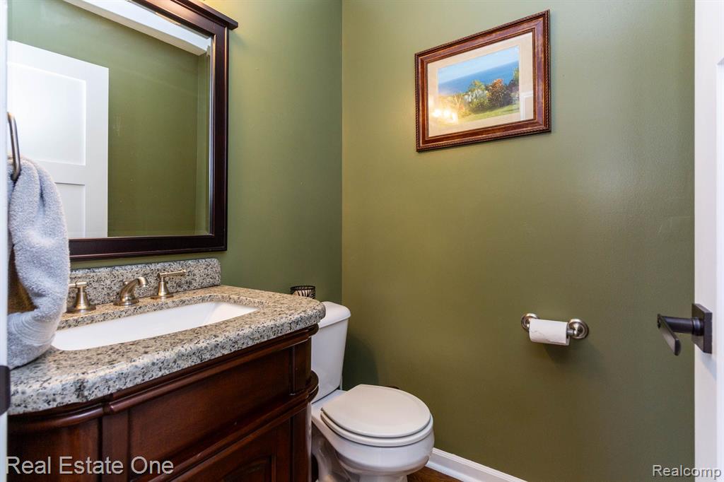 60608 S LYON Trail, South Lyon, MI 48178 — Photo 35