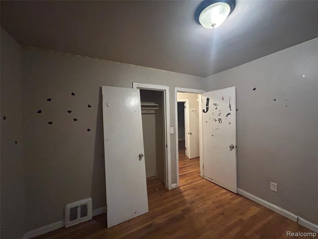 7355 Stout Street, Detroit, MI 48228 — Photo 12
