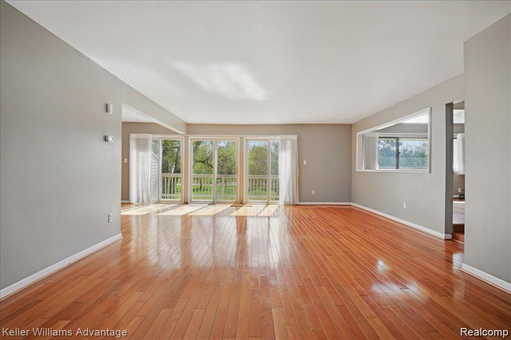 5321 Fairway Lane, West Bloomfield, MI 48323 — Photo 5