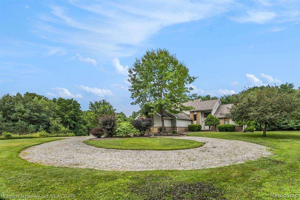 5036 CLARKSTON Road, Clarkston, MI 48348 — Photo 2