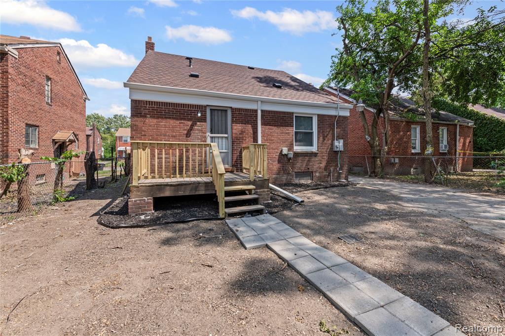 18243 Freeland Street, Detroit, MI 48235 — Photo 27