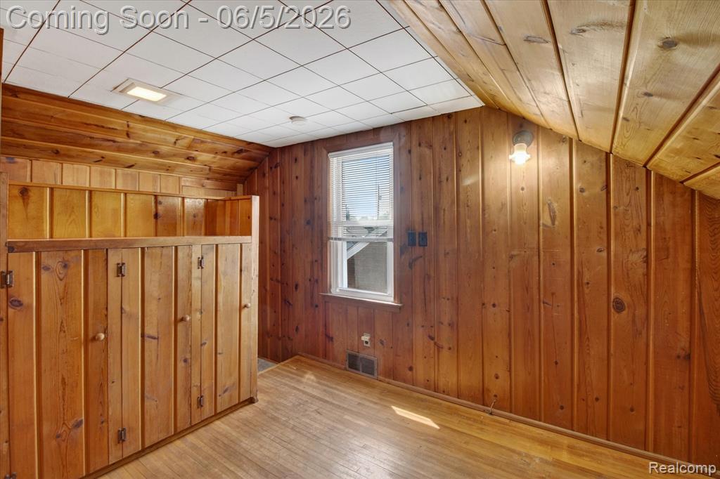 9825 Becker Avenue, Allen Park, MI 48101 — Photo 26