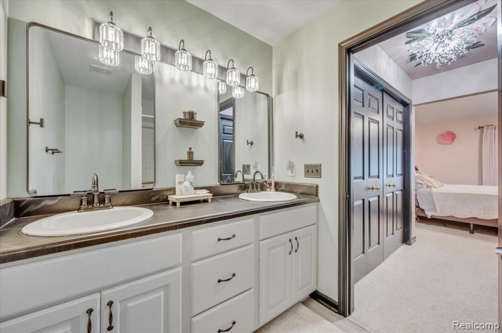 6052 Belmont Court, Grand Blanc, MI 48439 — Photo 22