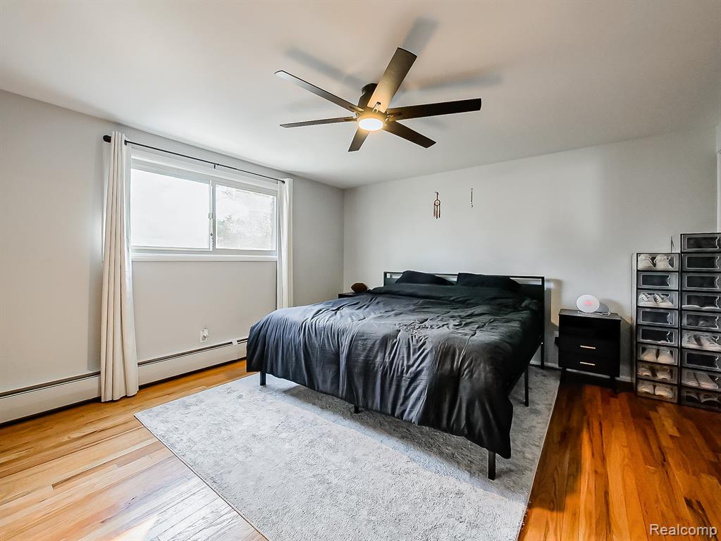 15958 Shadyside Drive, Livonia, MI, 48154