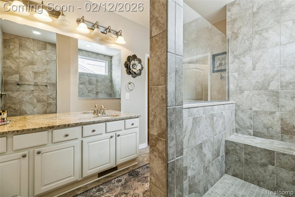 9431 Pine Valley Drive, Grand Blanc, MI, 48439