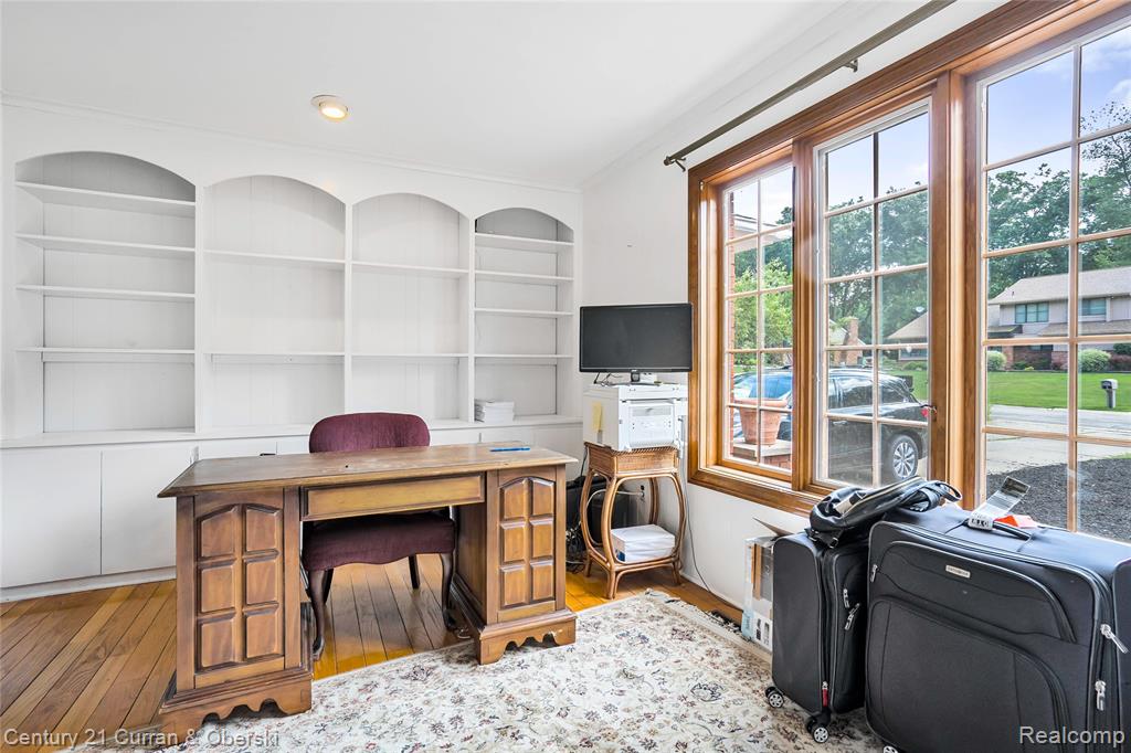 5994 Glen Eagles Drive, West Bloomfield, MI 48323 — Photo 10