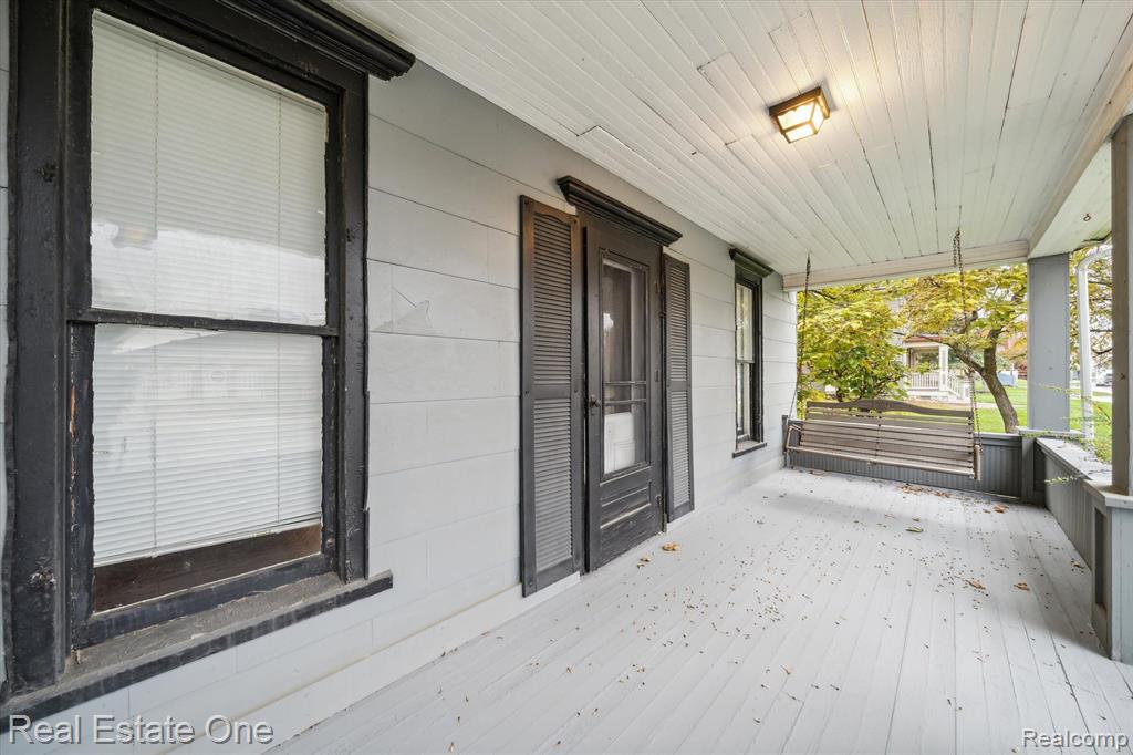 95 N WASHINGTON Street, Oxford, MI 48371 — Photo 5