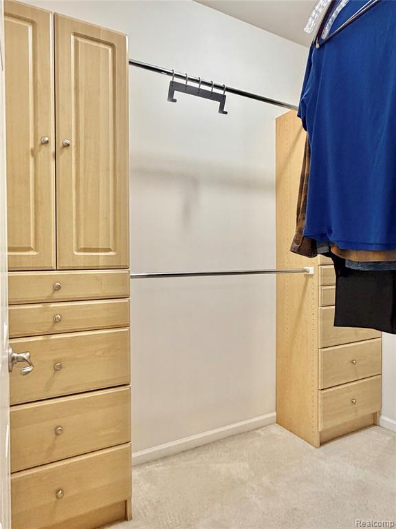 4438 Thornhill Drive, Auburn Hills, MI 48326 — Photo 21