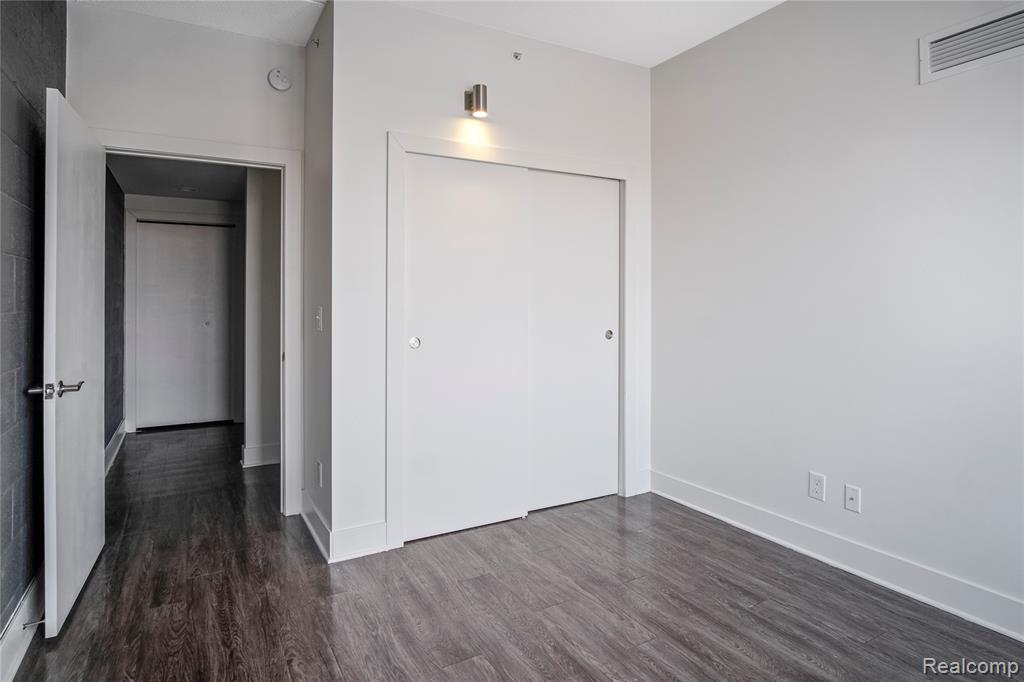 3075 W Grand Boulevard, Detroit, MI 48202 — Photo 17