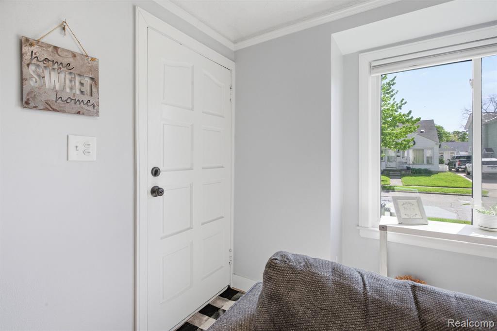 2705 Gardner Avenue, Berkley, MI 48072 — Photo 8