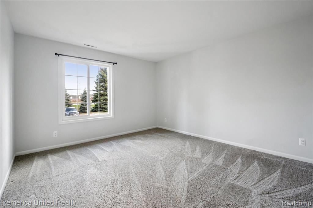 507 W HIGHLAND Road, D-9, Howell, MI 48843 — Photo 20