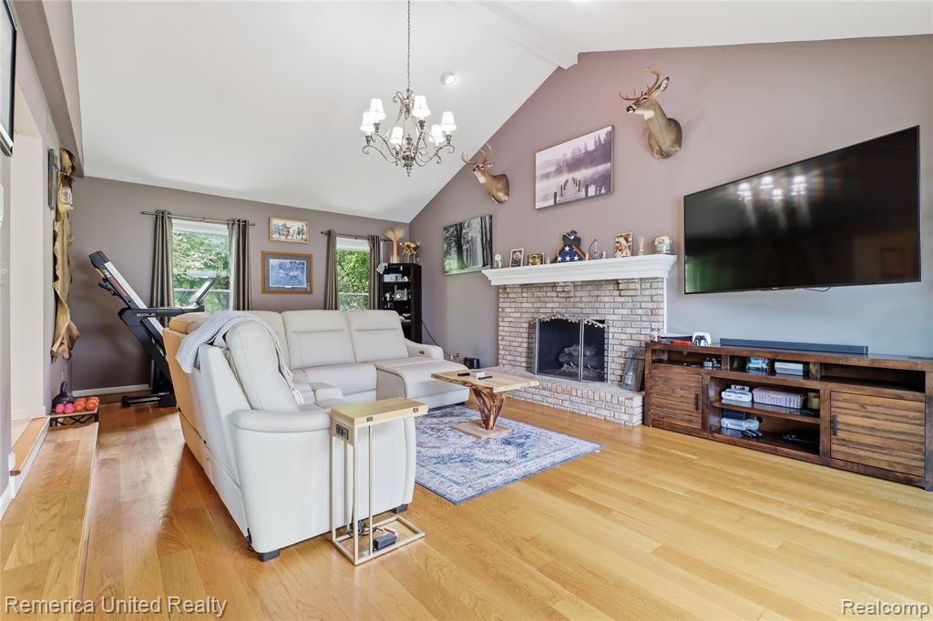 12825 Larkins Road, Brighton, MI 48114 — Photo 39