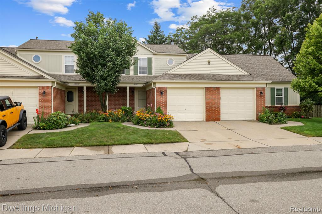 43547 YORKVILLE Drive, Canton, MI 48188 — front exterior