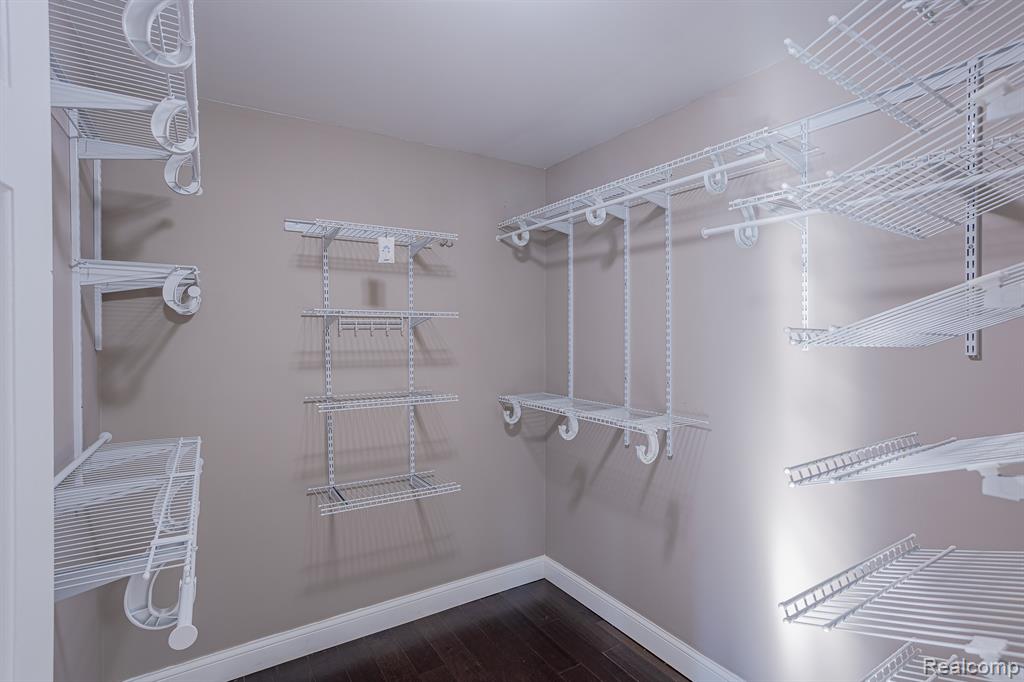 800 Grampian Avenue, Lake Orion, MI 48362 — Photo 20